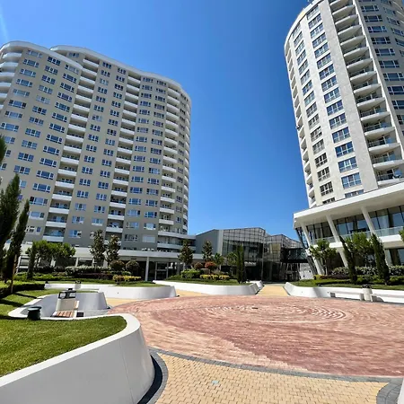 Central Park Arena דירה *